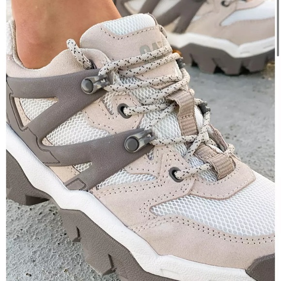 NWT CAT Reactor chunky sneakers - Picture 2 of 4